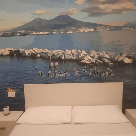 'A Casa 'E Ninu Casa Vacanze Napoli Bagian luar foto