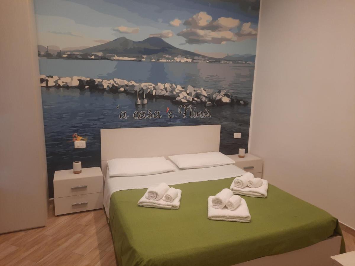 'A Casa 'E Ninu Casa Vacanze Napoli Bagian luar foto