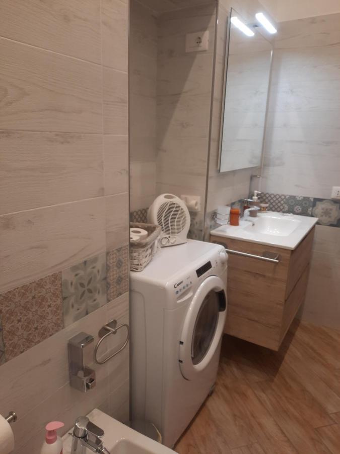 'A Casa 'E Ninu Casa Vacanze Napoli Bagian luar foto