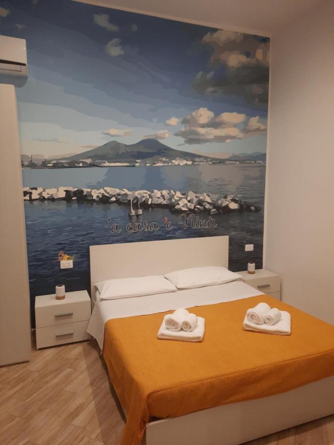 'A Casa 'E Ninu Casa Vacanze Napoli Bagian luar foto