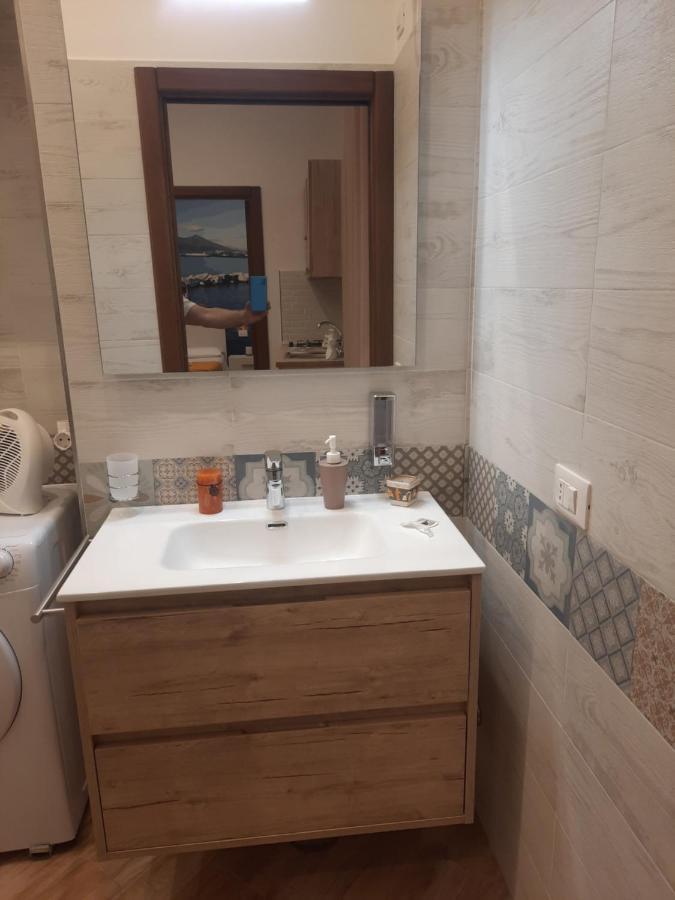 'A Casa 'E Ninu Casa Vacanze Napoli Bagian luar foto