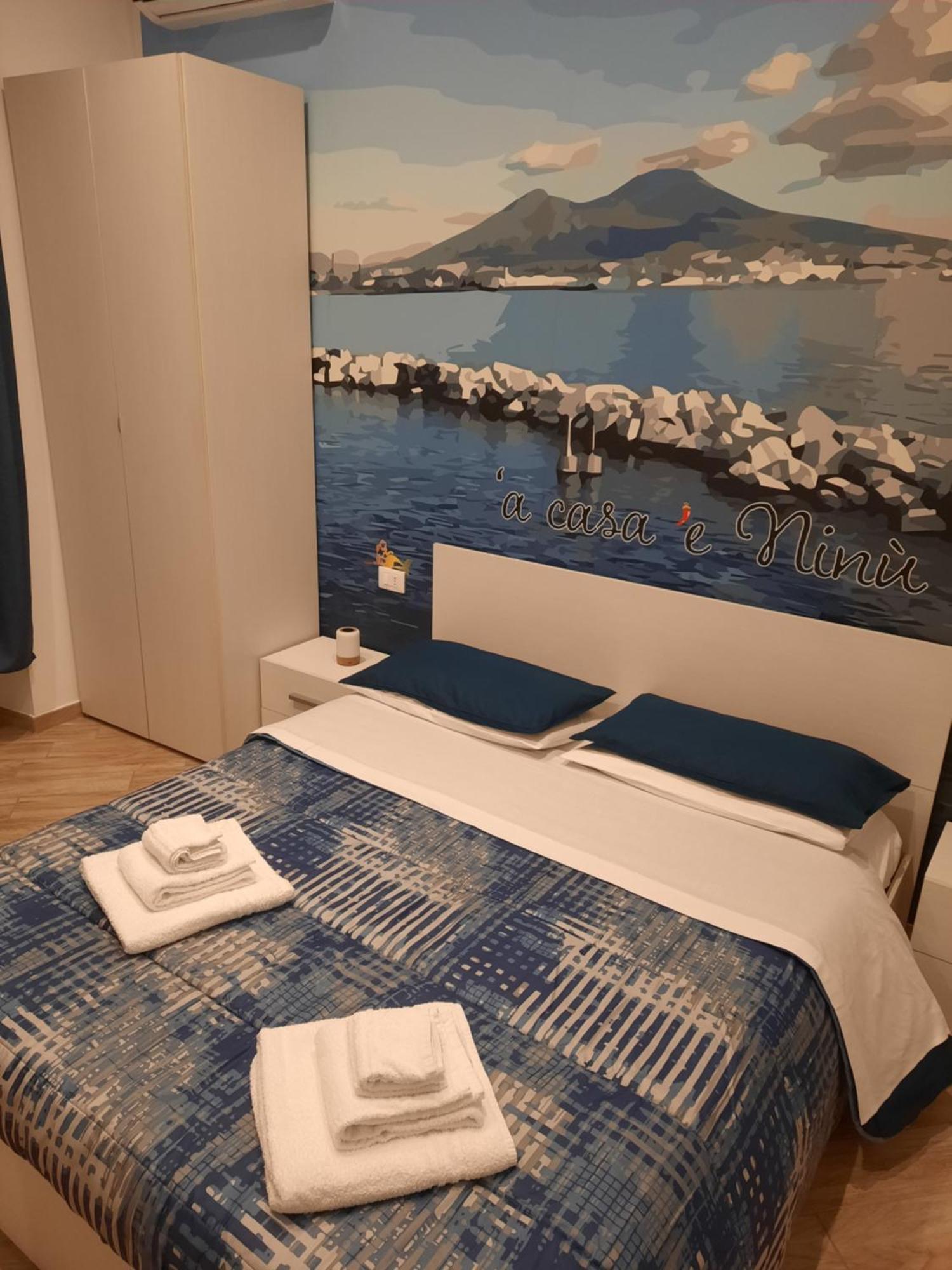'A Casa 'E Ninu Casa Vacanze Napoli Bagian luar foto