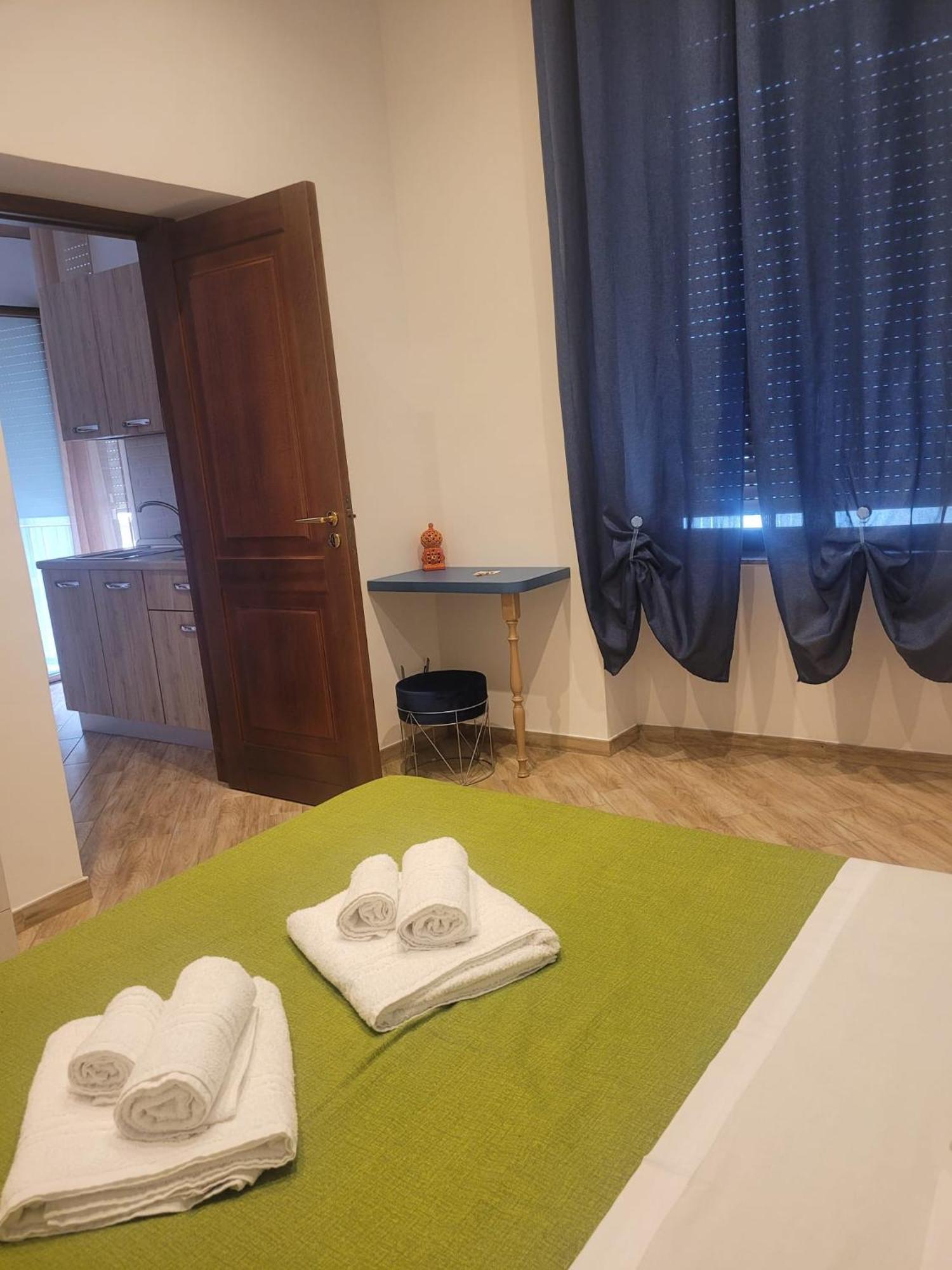 'A Casa 'E Ninu Casa Vacanze Napoli Bagian luar foto