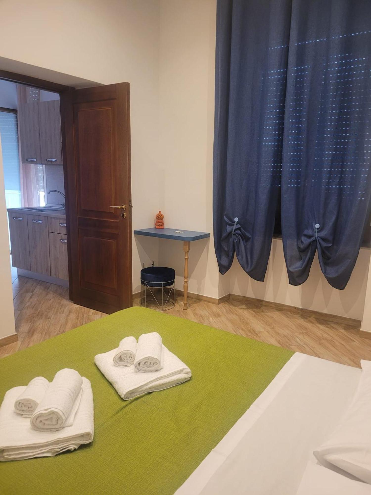 'A Casa 'E Ninu Casa Vacanze Napoli Bagian luar foto