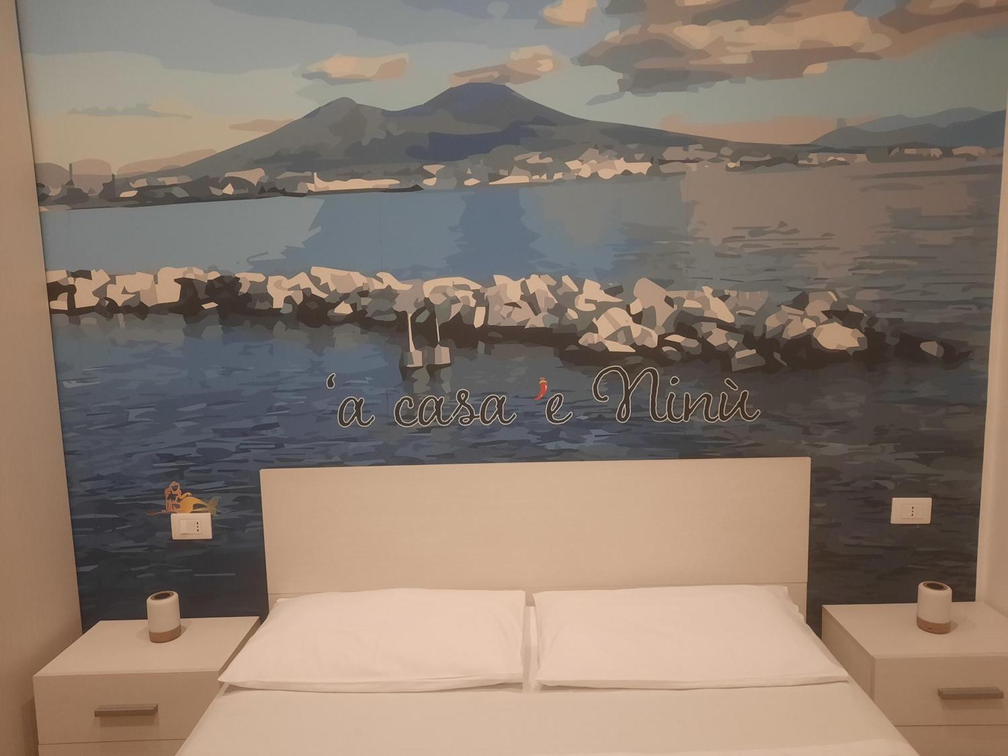 'A Casa 'E Ninu Casa Vacanze Napoli Bagian luar foto